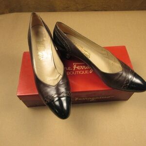 Salvatore Ferragamo Vintage Women's Black & Brown Heels